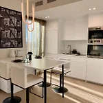 Lejlighed Vektor Premium With Rooftop Garden & Free Parking