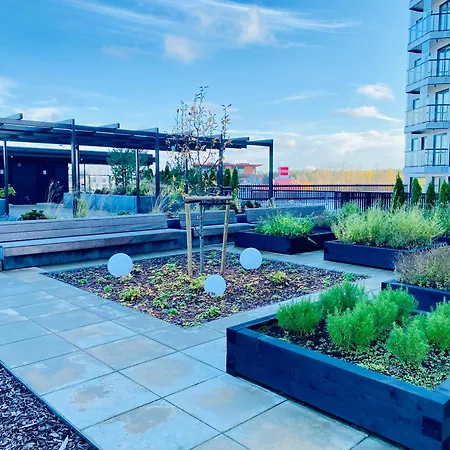 Vektor Premium With Rooftop Garden & Free Parking 塔林