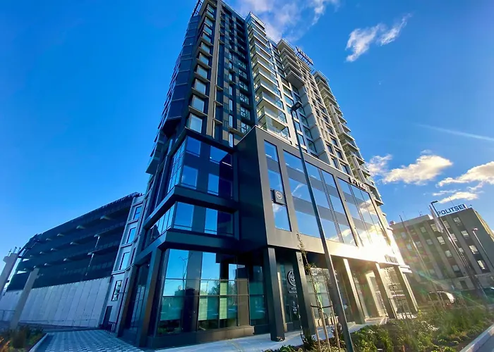 Korter Vektor Premium With Rooftop Garden & Free Parking